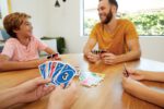Mattel Uno Classic Card Game W2087 - Image 3